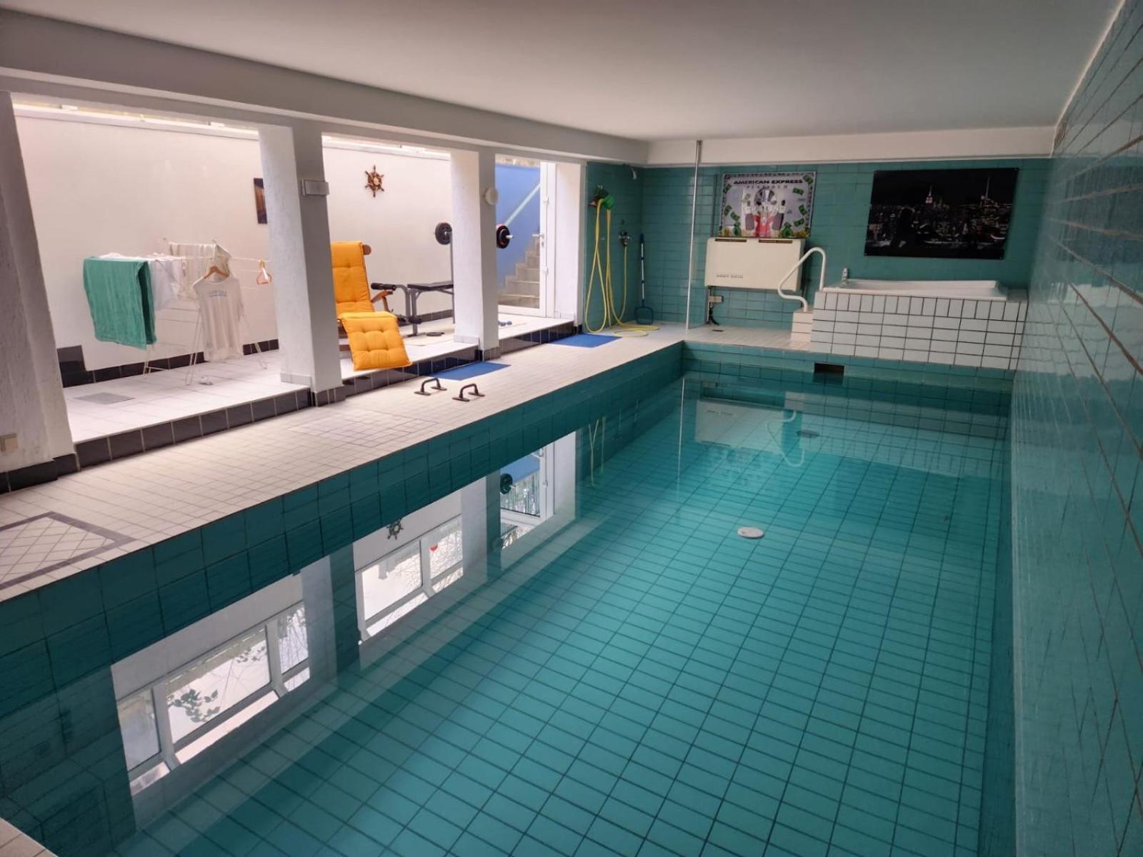 Villa Casa Blanca Mit Privatem Schwimmbad 26 Grad Und Sauna ドゥイスブルグ エクステリア 写真