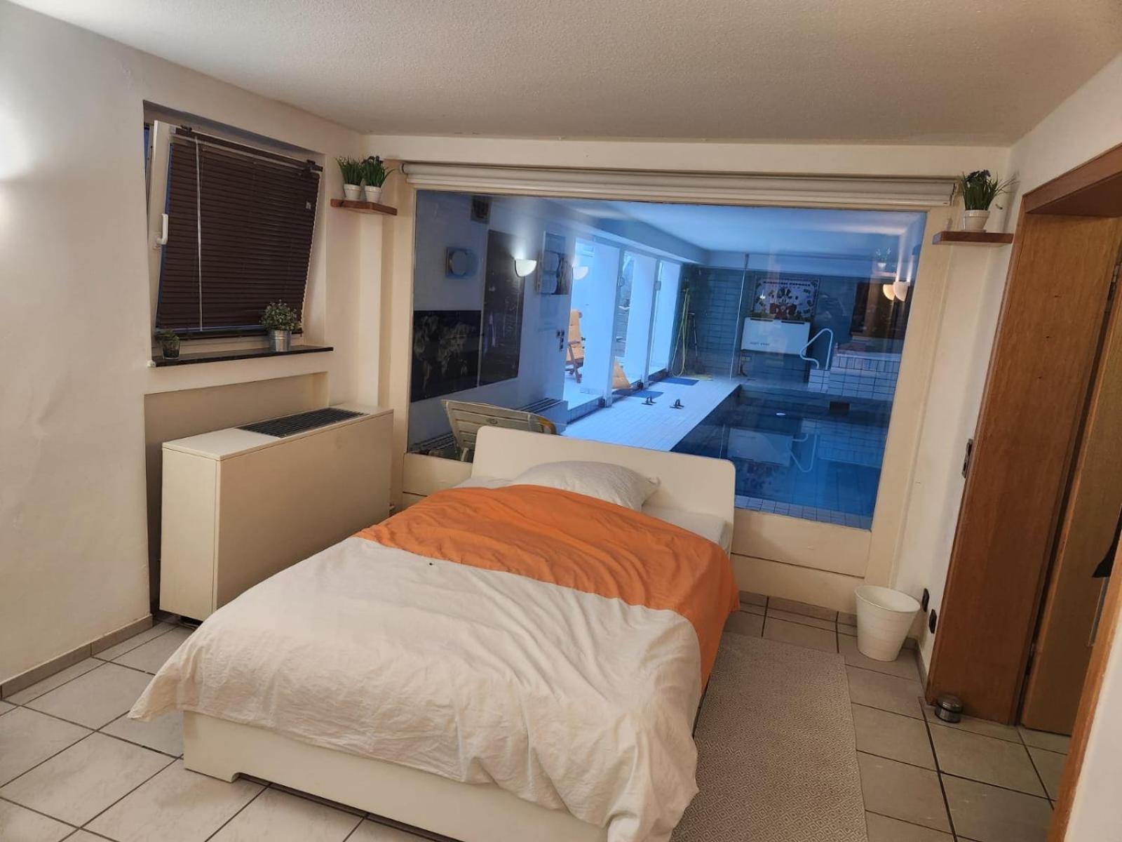 Villa Casa Blanca Mit Privatem Schwimmbad 26 Grad Und Sauna ドゥイスブルグ エクステリア 写真